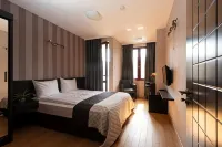 CityHome Aparthotel - balcón