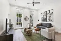 Roami at Bourbon Place