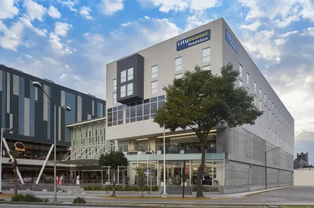 City Express by Marriott Ciudad de México la Raza