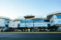 Esplendor by Wyndham Los Mochis Country Place  호텔