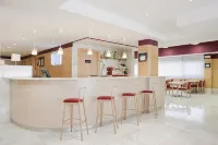 Holiday Inn Express Madrid - Alcobendas فنادق في الكوبينداس