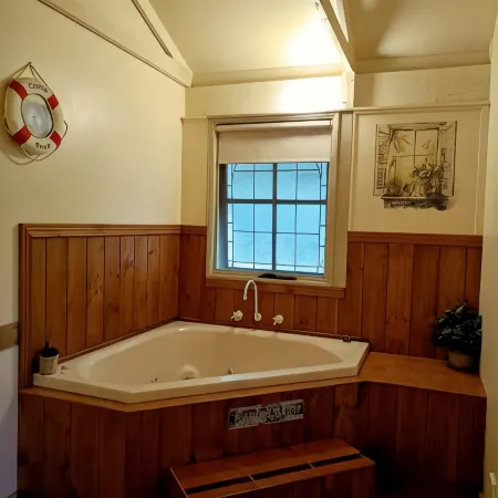 Kalimna Woods Cottages Отели рядом с достопримечательностью «Кунварра Фэмили Холидей Парк»
