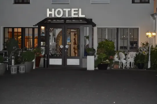 Art of Comfort Hotel Haus Ingeborg | Köln-Airport Hotels in der Nähe von Köln/Bonn Flughafen