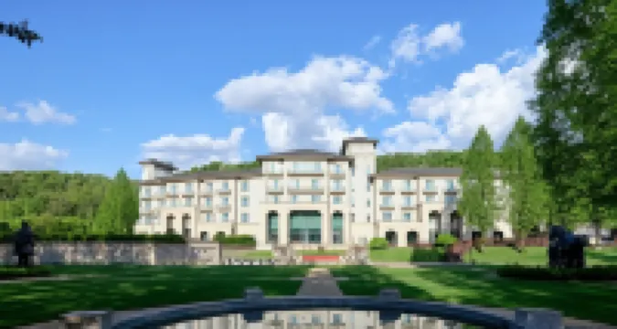 アドニスホテル