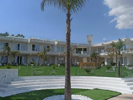 Jonium Hotel Отели в г. Пульсано