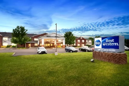 Best Western Palmyra Inn  Suites Отели в г. Пальмира