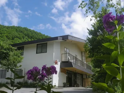 Senzan Norikura Hotels near Taisho Ike Pond