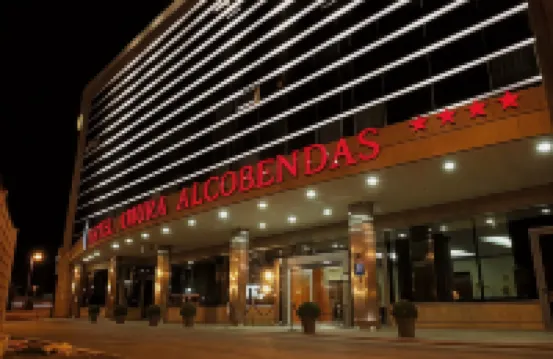 Amura Alcobendas Hotels near Montecarmelo Metro Station
