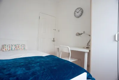 Tooting Bec Rooms by DC London Rooms Hotels in Tooting