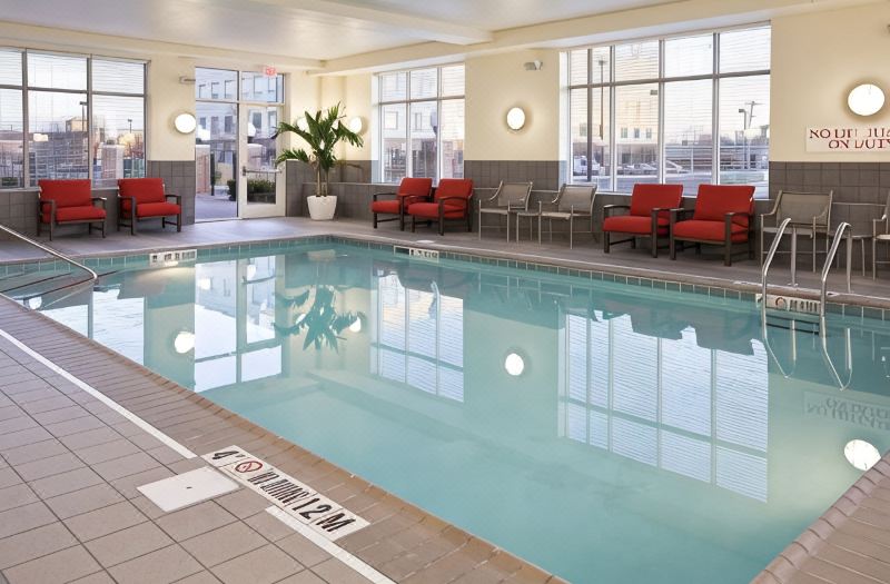 Doubletree by Hilton Chicago Midway Airport photo 4