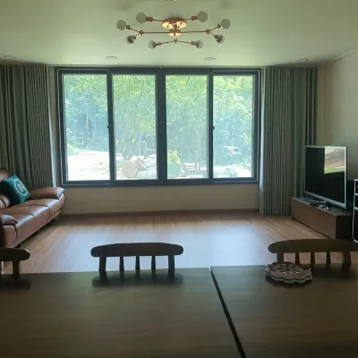 Ganghwa Island Healing Hill Pension Hotel in zona Dolmen