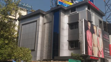 R.J.Residency Отели рядом с Аэропорт Валлабхаи Патель