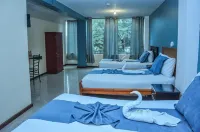 Hotel Miraflores Hotels in Ibarra