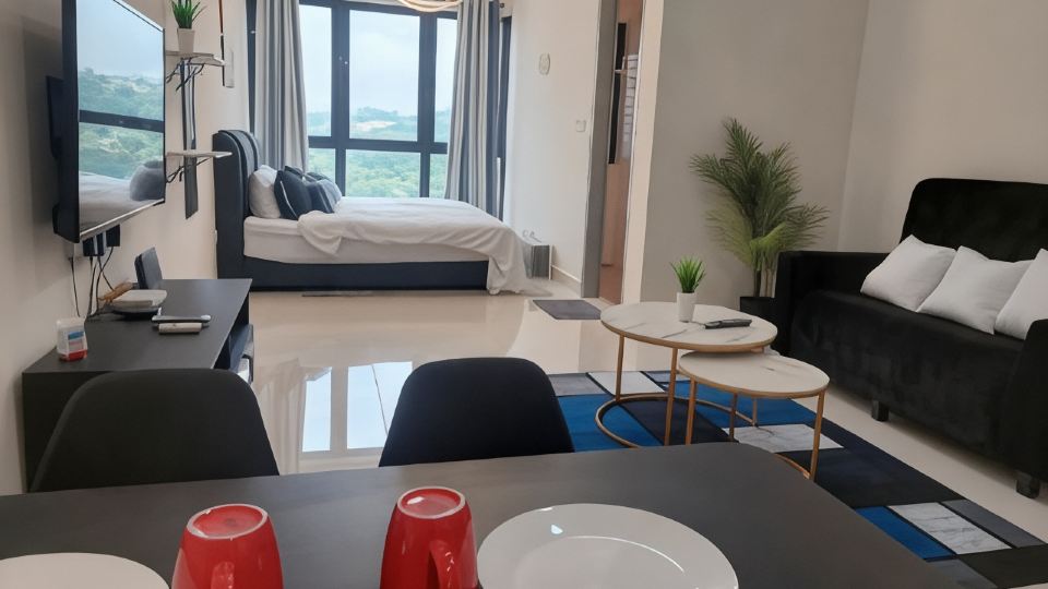 KLIA Travel Homestay - 3R 2B - Wifi & Netflix