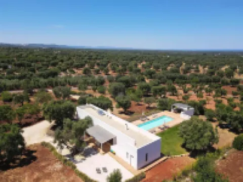 1917 Villa Malusida by Perle di Puglia