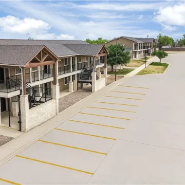 Eagle's Den Suites Carrizo Springs a Travelodge by Wyndham