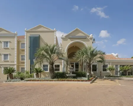 メルキュール ヨハネスブルグ ミッドランド ホテル ミッドラントのホテル