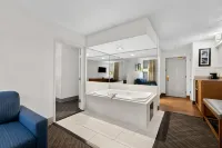 Comfort Inn & Suites Nashville Near Tanger Outlets I-24 Antioch