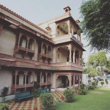 Hotel Navrang Hotels near Kota Train Station