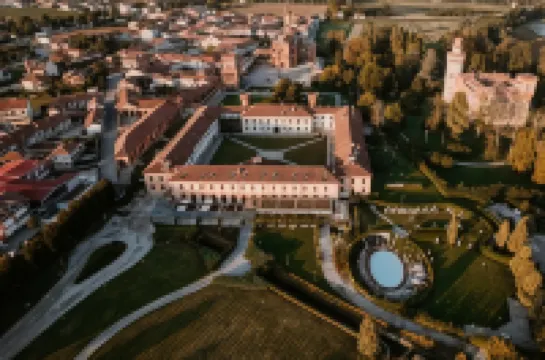 Albergo dell'Agenzia Hotel a 