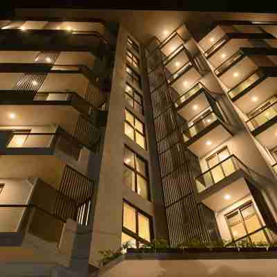 Marine Suites Hotel Exterior
