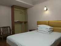 Hanchuan Ruixiang Business Hotel - Pet friendly
