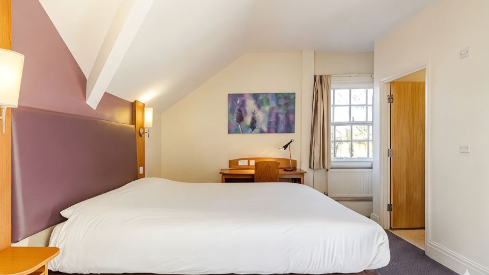 Alty Hotel