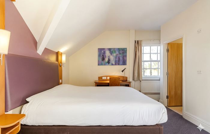 Alty Hotel
