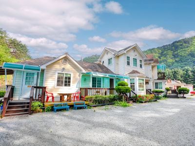 Yeongwol Yesol Nuri Pension