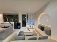 Villa Amethyst D-18 Lembang 2 BR With Private Hot Pool & Karaoke Set