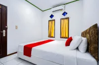 RedDoorz at Pondok Alief near Pantai Ujung Genteng 3