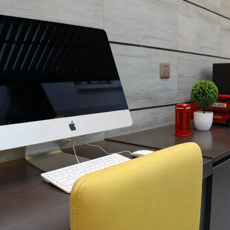 Homeinn Plus Hotel (Shanghai Sinan Road Huaihai Middle Road Subway Station) Отели рядом с достопримечательностью «Фуксинг Парк»