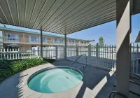 Quality Inn - Bares