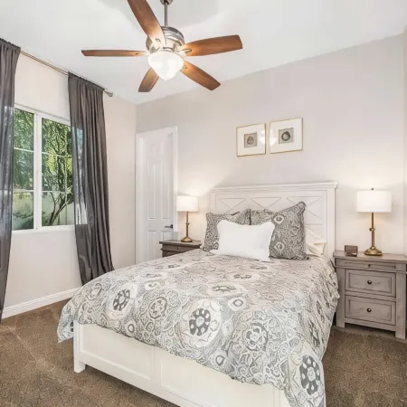 Ritz Waters at Ocotillo, Heated Pool, 5Br/3.5 Bath