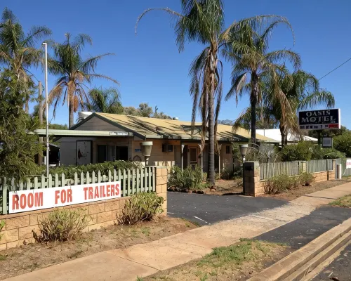 Oasis Motel Hotels in Parkes