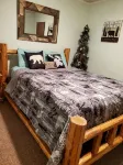 Quaint Cabin Viewing Shadow Mountain Lake, Mountain Views and Lake Access nearby - Hytter