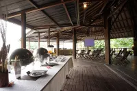 Royal Regantris Villa Karang - Morgenmad