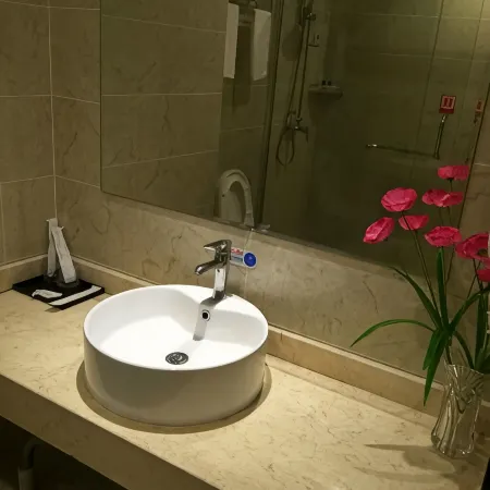 Bamin Hotel