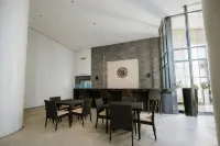 1BR Florence McKinley | Near Venice Mall & BGC