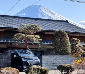 Japanese garden under Mt. Fuji - Villas