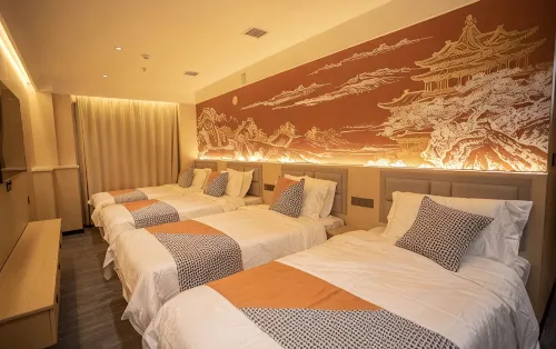 Xining Kunzhong Smart Esports Resort Hotel