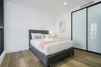 Liverpool Brand new 2 Br Apt City View + Parking - Homestays