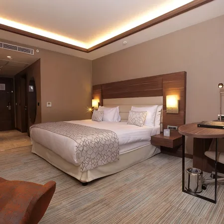 Bricks Hotel İstanbul Отели рядом с достопримечательностью «Бахчелиэвлер»