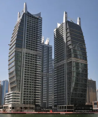 อาร์มาดา อเวนิว โรงแรม - บ้านพักหลังเล็ก
