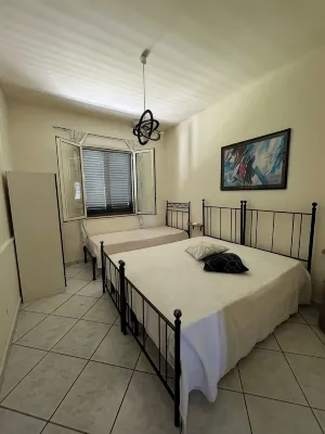 Torre Dell Orso: House / Villa - Torre dell'Orso