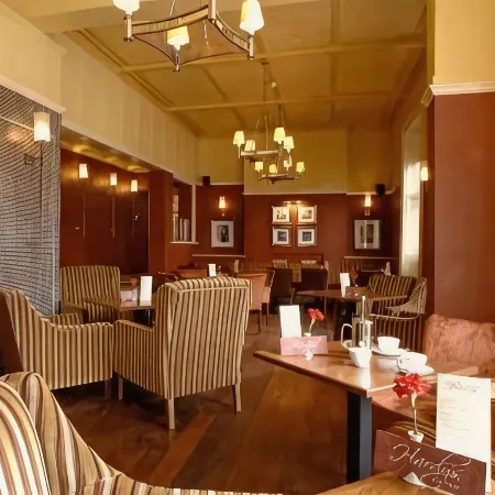 White Swan Hotel