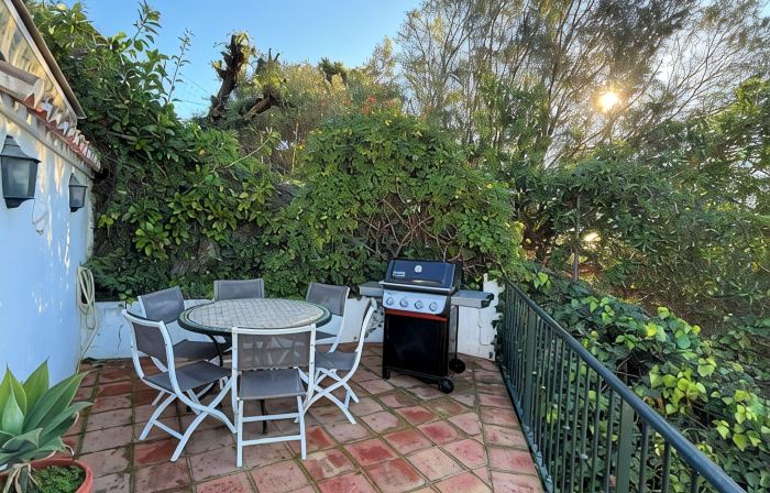 Secluded Villa with Panoramic Views, Private Heated Saltwater Pool & Fast Wi-Fi