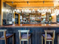 Lakefront Lodge Taupo - バー