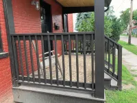 Petite+Perfect Modern Pad: parking+laundry+yard - 2-Star
