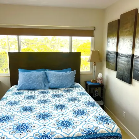 Oceanfront Dolphin Views at the Edge of the USA. 2-Bed 1-Bath Pet-Friendly.